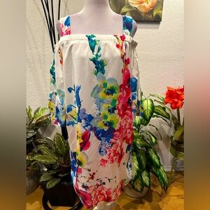 Zoe floral dress size M